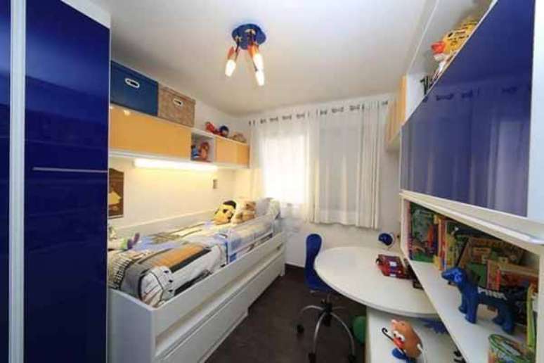 1- O quarto infantil planejado aproveita todos os espaços de forma inteligente e funcional. Fonte: Karla Cunha