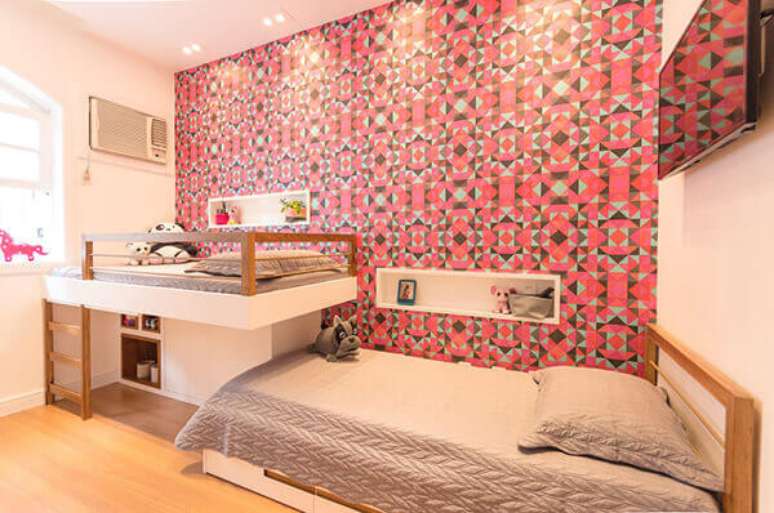 37- No quarto infantil planejado, as camas foram dispostas em dois níveis. Fonte: Vitral Arquitetura