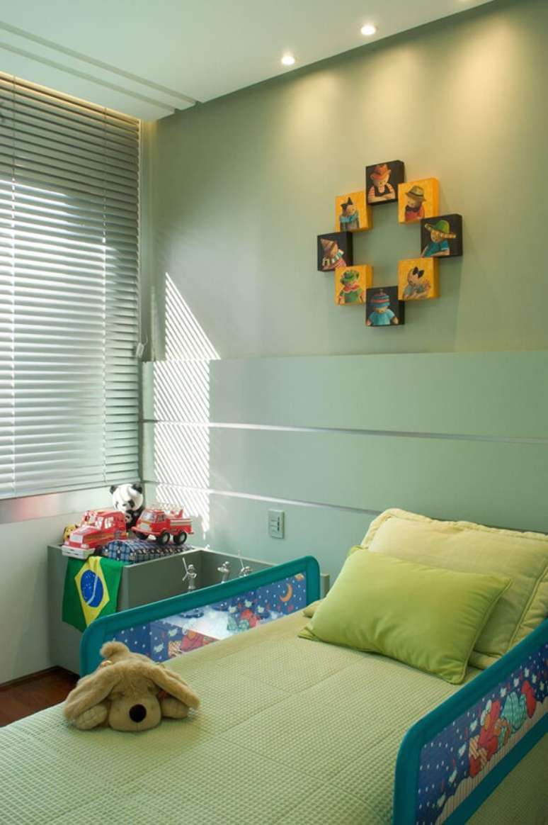 61- No quarto infantil planejado, a cabeceira da cama tem caixas para guardar os brinquedos. Fonte: Gislene Lopes