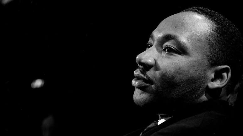 Para substituir líderes mais autoritários, diz professora, precisaríamos pensar em figuras paternas "suavizadas", como Martin Luther King