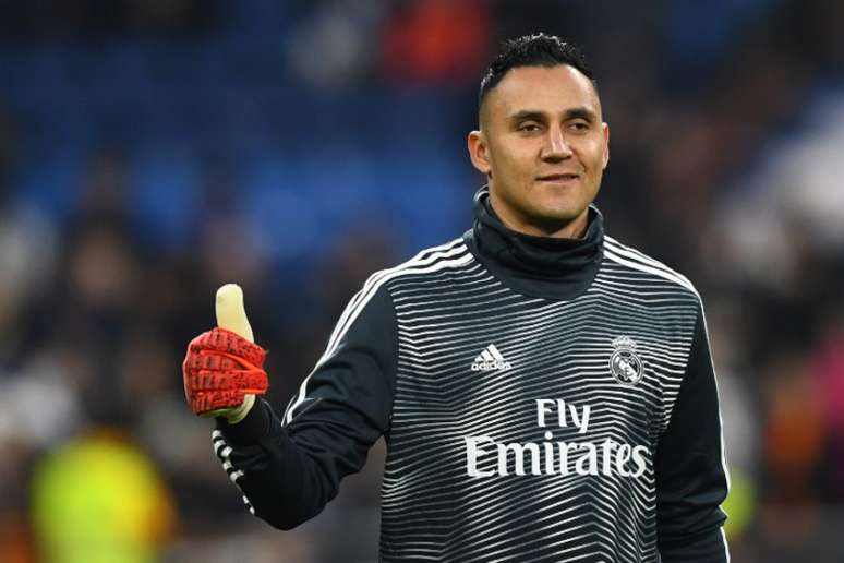 Goleiro costarriquenho pode ir para o PSG (Foto: AFP)