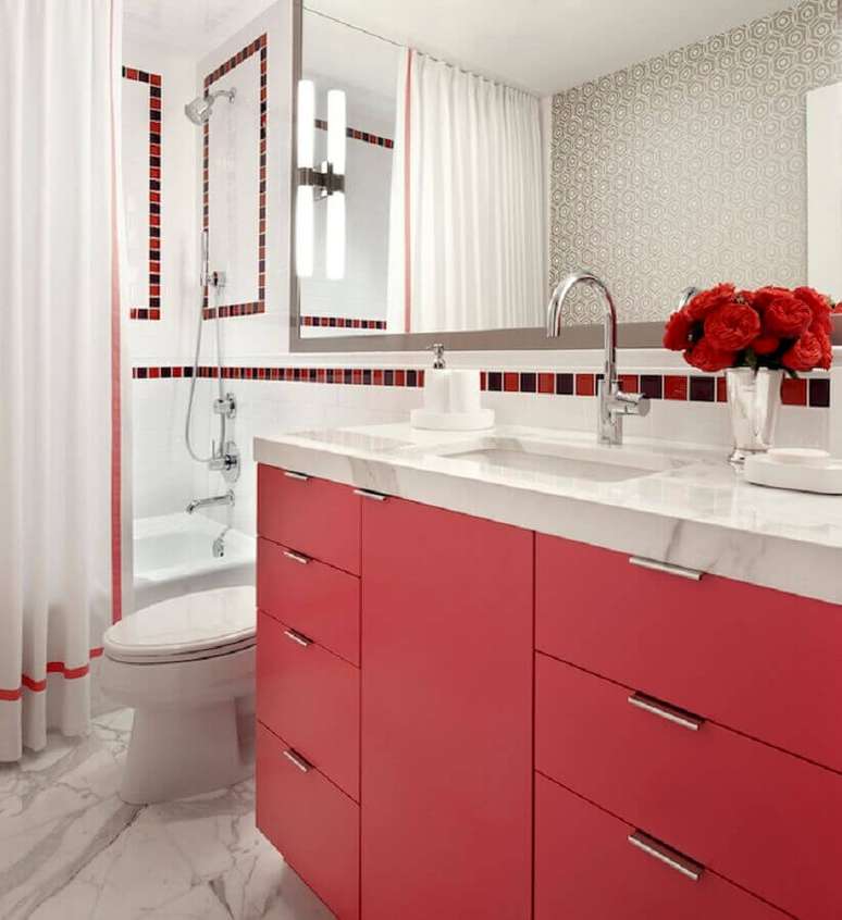 38. Os tons de vermelho não precisam ser usados apenas nos detalhes decorativos – Foto: DecorPad