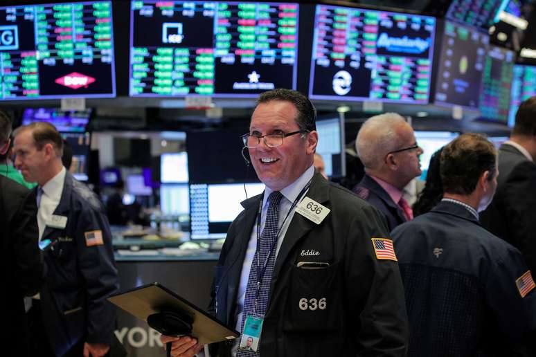 Operadores na Bolsa de Valores de Nova York. 05/06/2019. REUTERS/Brendan McDermid