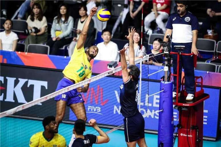 Lucarelli foi destaque contra o Irã (FIVB Divulgação)