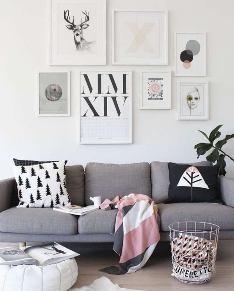 26. A cor cinza fica ainda mais bonita com o branco, preto e rosa. Aposte nas cores! – Foto: Pinterest