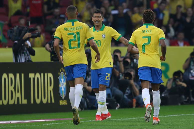 Roberto Firmino, do Brasil, comemora seu gol durante amistoso contra Honduras, no Estádio Beira-Rio, em Porto Alegre (RS), na tarde deste domingo, 9 de junho de 2019.