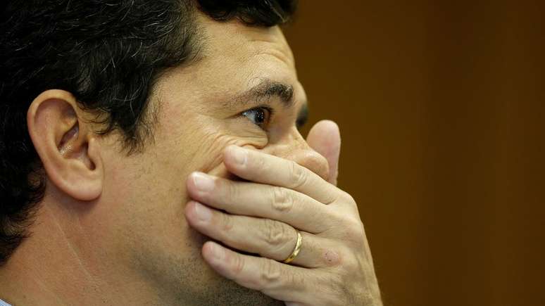 Segundo conversa vazada, Moro recomendou à força-tarefa que buscasse depoimento de uma possível testemunha em processo envolvendo Lula