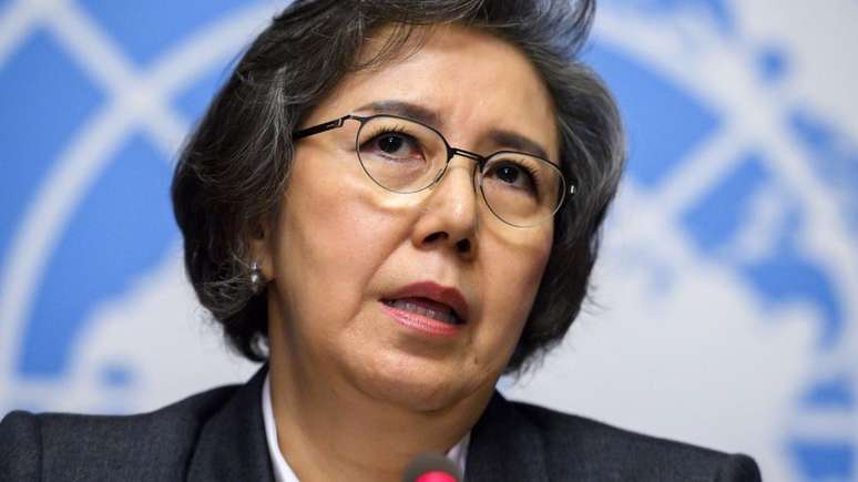A enviada da ONU Yanghee Lee ganhou a ira de Wirathu depois que seu relat&oacute;rio disse que a viol&ecirc;ncia contra a minoria Rohingya tem "as marcas do genoc&iacute;dio"