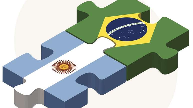 Proposta de unificação da moeda já foi discutida por políticos e brasileiros e argentinos em várias gestões