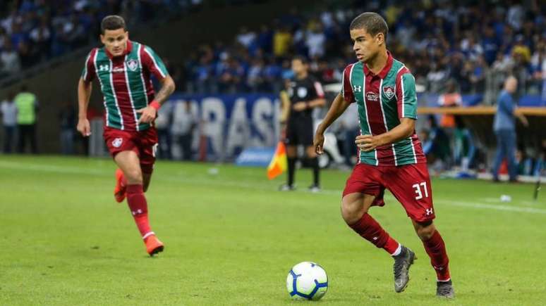 Miguel foi elogiado por Fernando Diniz (Foto: Lucas Merçon/Fluminense F.C.)