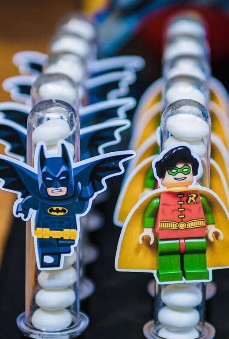 42. Ideias personalizadas para decoração de festa do Batman – Foto: Pinterest