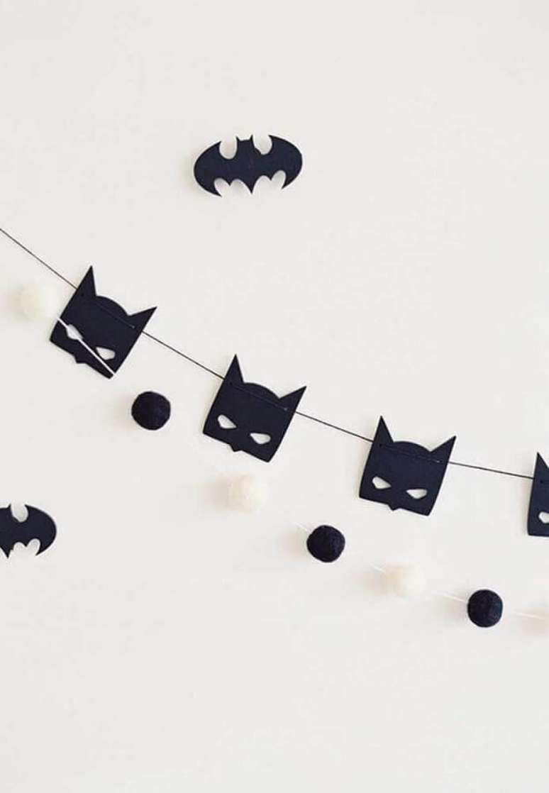 6. Morceguinhos de papel são ótimos para a decoração de festa do Batman simples – Foto: Pinterest