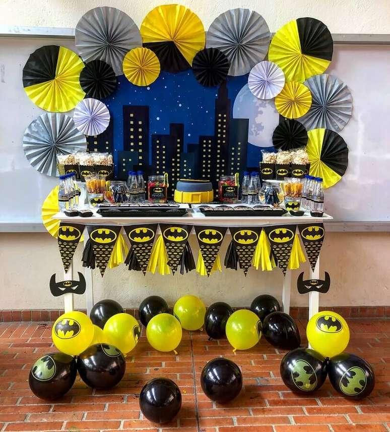 62. Ideias para decoração para festa do Batman simples – Foto: Ailoff