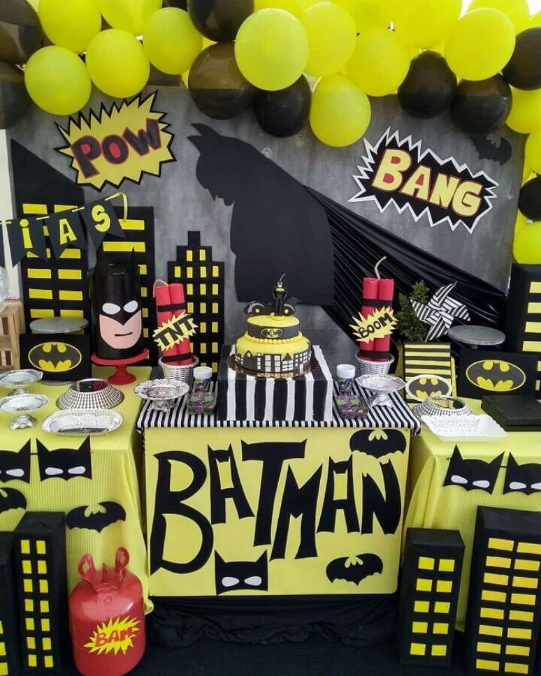 63. Ideias de decoração para mesa de festa do Batman – Foto: Hecho a Mano