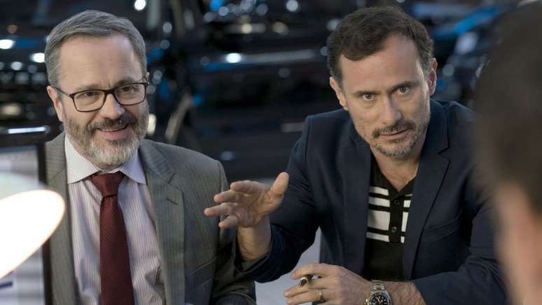 O personagem Jo&atilde;o Pedro Rangel (esq.) representa o ex-diretor da Petrobras Paulo Roberto Costa