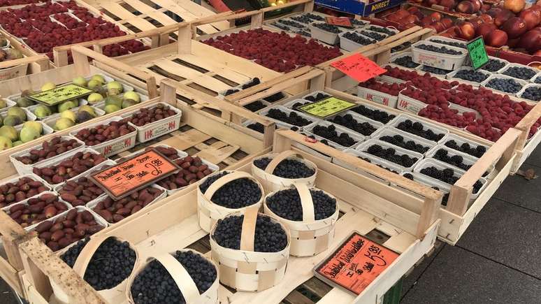 Quem consome frutas e legumes tem menor chance de estar acima do peso ou serem obesas