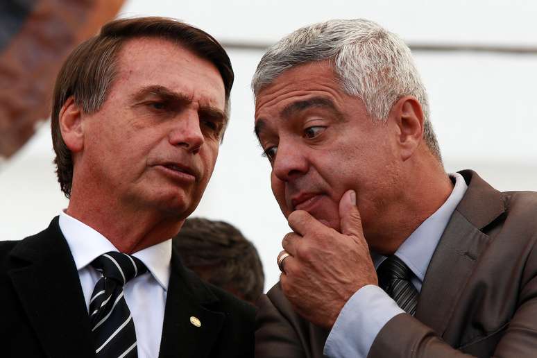 Jair Bolsonaro e Major Olímpio em 2017, quando ambos eram deputados federais