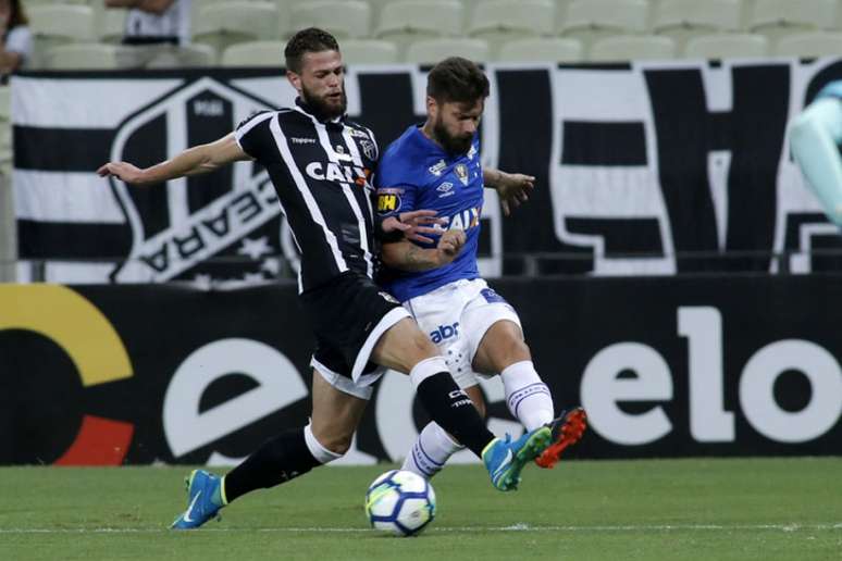 O Cruzeiro está sem vencer longe de BH desde junho do ano passado, quando bateu o Ceará(Foto) por 1 a 0, gol de Sassá-LC Moreira