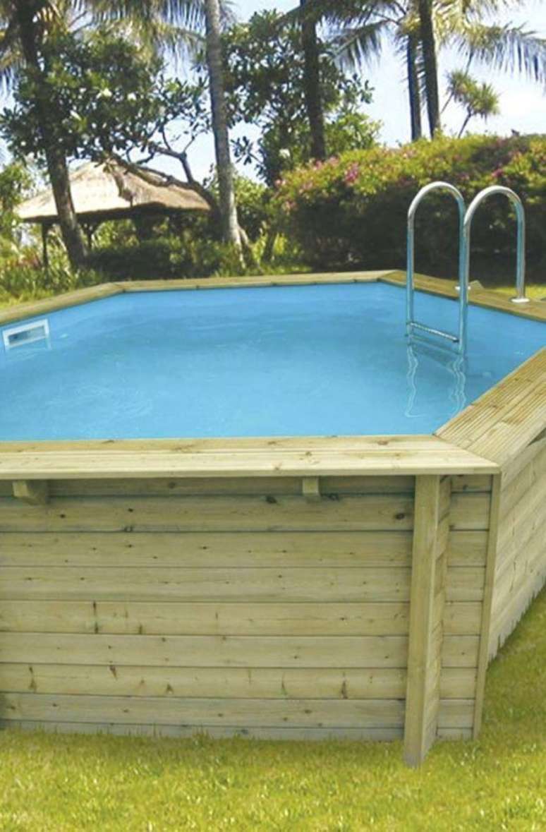 16. A piscina de paletes é simples e fácil de fazer! – Foto: Pinterest
