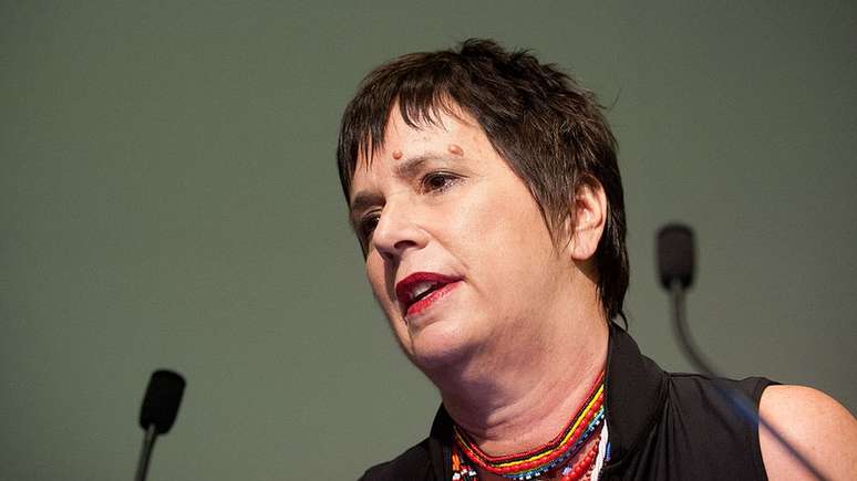 Eve Ensler revelou que sofria abuso sexual de seu pai