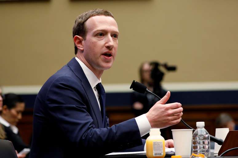 Presidente do Faceboo, Mark Zuckerberg testemunha perante Comit&ecirc; do Congresso dos EUA. 11/4/2018. REUTERS/Aaron P. Bernstein
