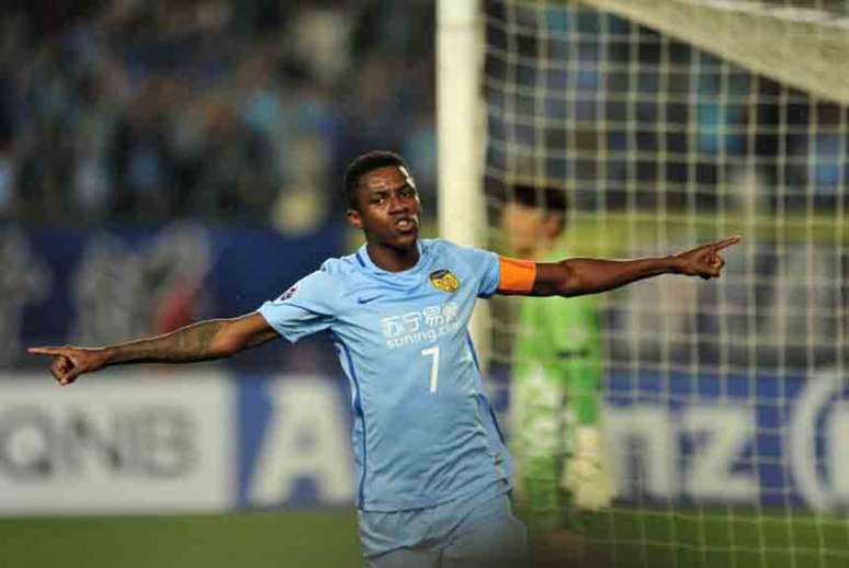 Ramires tem 32 anos de idade e foi convocado por Felipão para disputar a Copa do Mundo de 2014 (STR/AFP)