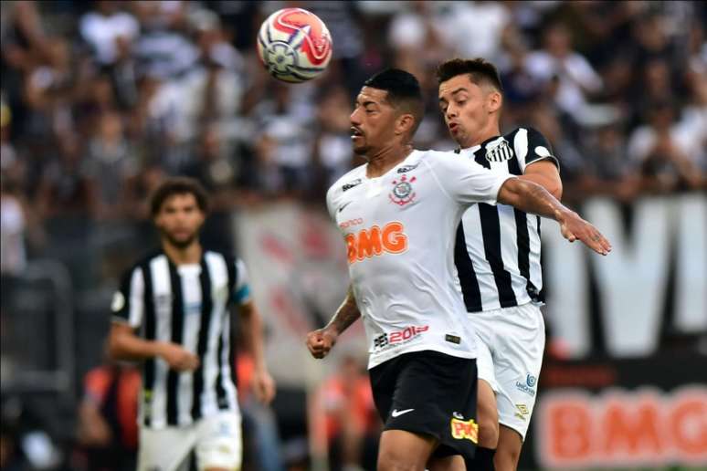 Ralf já soma oito títulos pelo Corinthians em suas duas passagens (Foto: Eduardo Carmim)