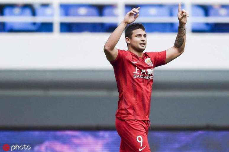 Elkeson já está há sete temporadas na China (Foto: Reprodução)