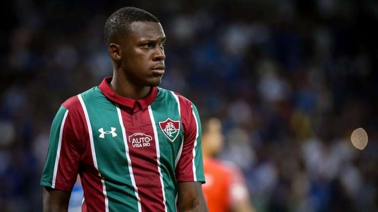 Antes sem espaço, Frazan atualmente é o titular do Fluminense (Foto: Lucas Merçon / Fluminense)