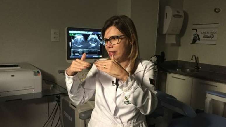 Médica Adriana Melo: 'Muitas (crianças com síndrome congênita de zika) vão começar a ser percebidas agora, que estão chegando na escola, com três anos: baixa visão, crises convulsivas'
