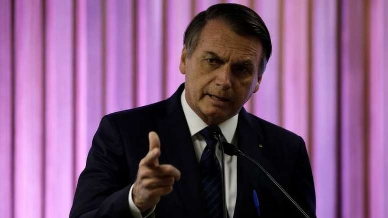 Em evento na Fiesp, no Rio de Janeiro, Bolsonaro disse que recomendou ao ministro do Meio Ambiente que passe a 'foice no Ibama'