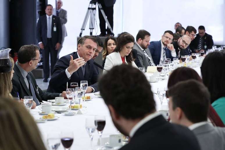 O presidente Jair Bolsonaro em café da manhã com jornalistas em Brasília 