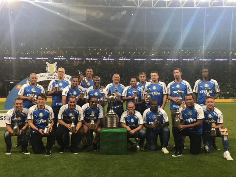 Jogadores campeões da Libertadores de 1999 receberam homenagem no Allianz Parque nesta quinta (Divulgação)