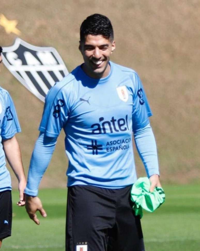 Suárez já treinou em BH com o Uruguai, visando preparação para o duelo com o Equador , domingo, 16 de junho, no Mineirão- (Associação Uruguaia de Futebol/Divulgação)
