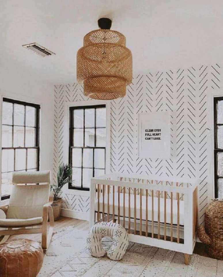 67. Lustres para quarto de bebê com acabamento rústico – Foto: Pinterest