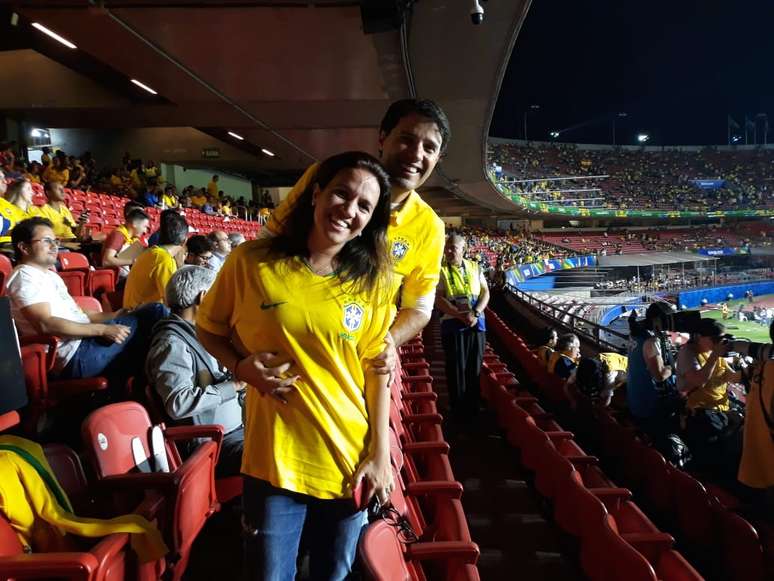 O casal David Magalhães e Lílian Daher acha que a Seleção melhorou sem Neymar
