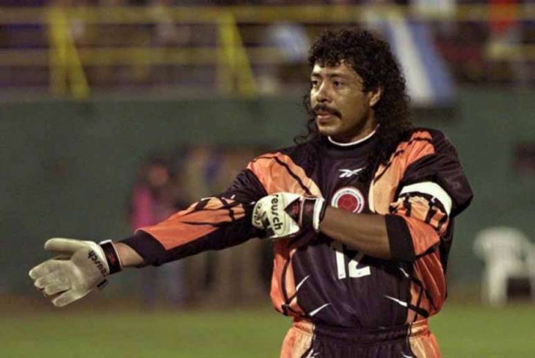 Higuita prometeu cortar o cabelo caso a Colômbia vença a Copa América (Foto: AFP PHOTO / RAFAEL URZUA)