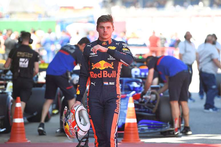 Verstappen acha que todos falam por seus próprios interesses sobre mudança em regulamento