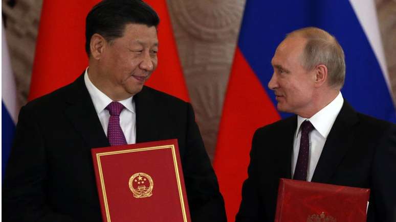 Putin e Xi assinaram na semana passada 30 acordos de colaboração, segundo meios russos.