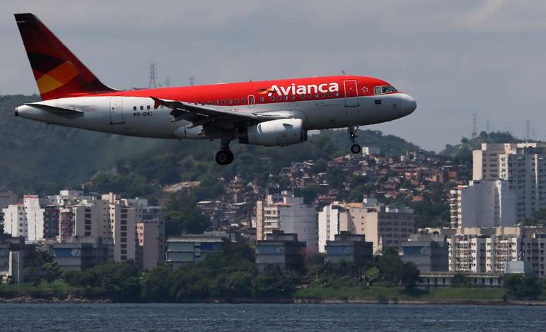 Avião da Avianca pousa no Rio de Janeiro