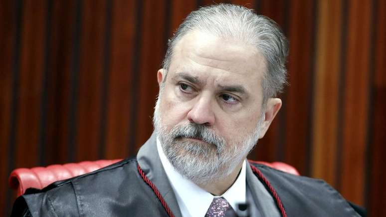 Augusto Aras é especialista em direito eleitoral