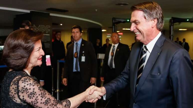 Raquel Dodge e Jair Bolsonaro se encontraram em Brasília em maio; a foto é de uma cerimônia no MPF, em janeiro deste ano