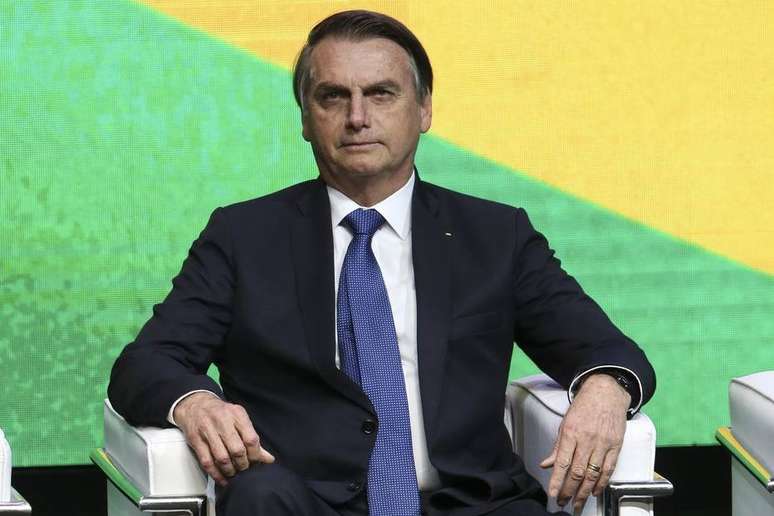 Jair Bolsonaro afirma que deu 'sinal verde' para privatização dos Correios