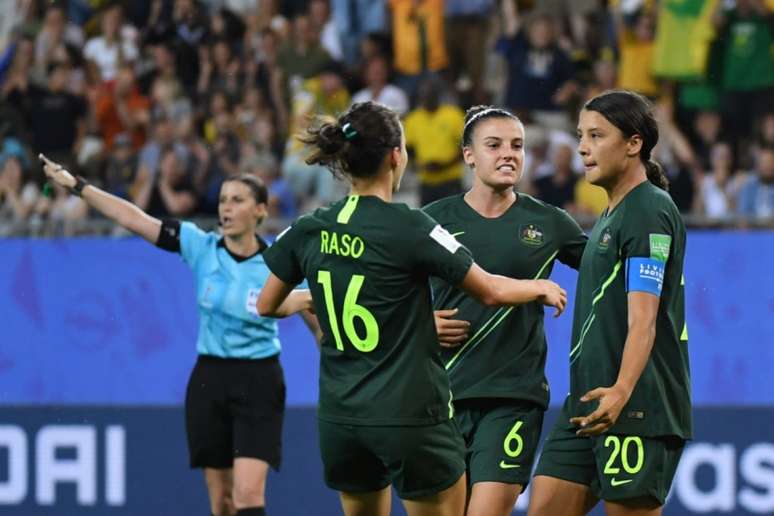 Capitã foi decisiva para a goleada (Foto: AFP)