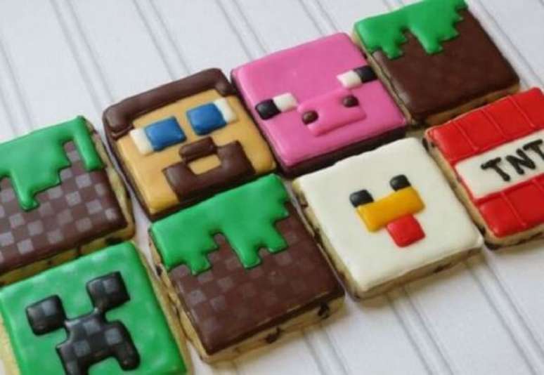 41. Biscoitos personalizados com o tema festa minecraft. Fonte: Mil Dicas de M&atilde;e