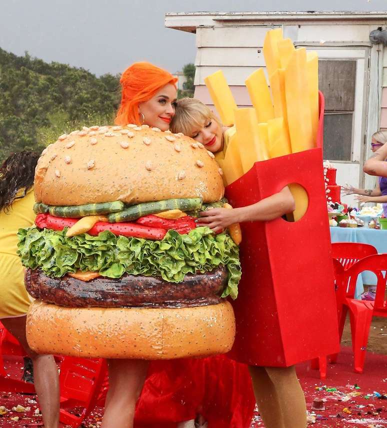 Katy Perry e Taylor Swift no clipe &#039;You Need To Calm Down&#039;