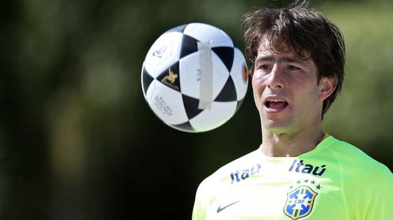 Maxwell disputou a Copa do Mundo de 2014 com a Seleção Brasileira (Foto: Heuler Andrey/Mowa Press)