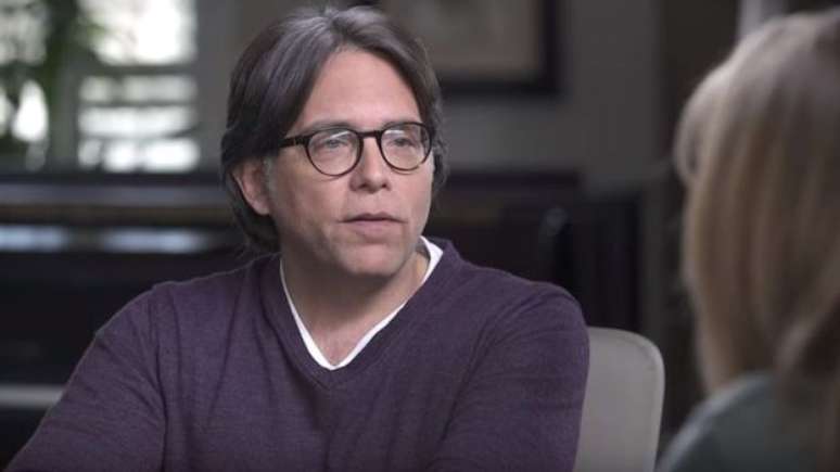 Procuradores dizem que Keith Raniere organizava um sistema de "escravo e mestre" no grupo