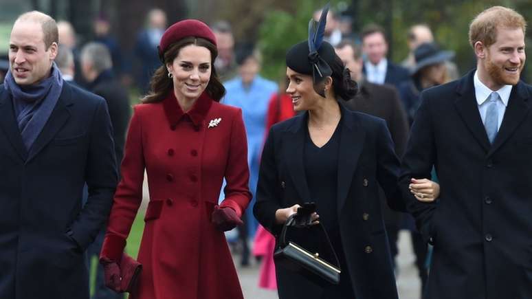 O príncipe Harry e Meghan vão se separar da Fundação Real e esperam estabelecer uma nova instituição de caridade até o final do ano, segundo assessores da família real