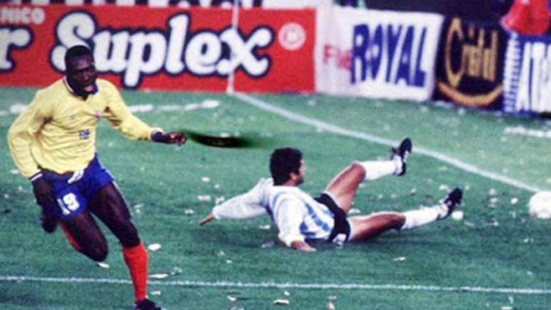 Em 5 de setembro de 1993, a Colômbia aplicou a maior goleada sofrida em casa pela Argentina (Foto: Reprodução)